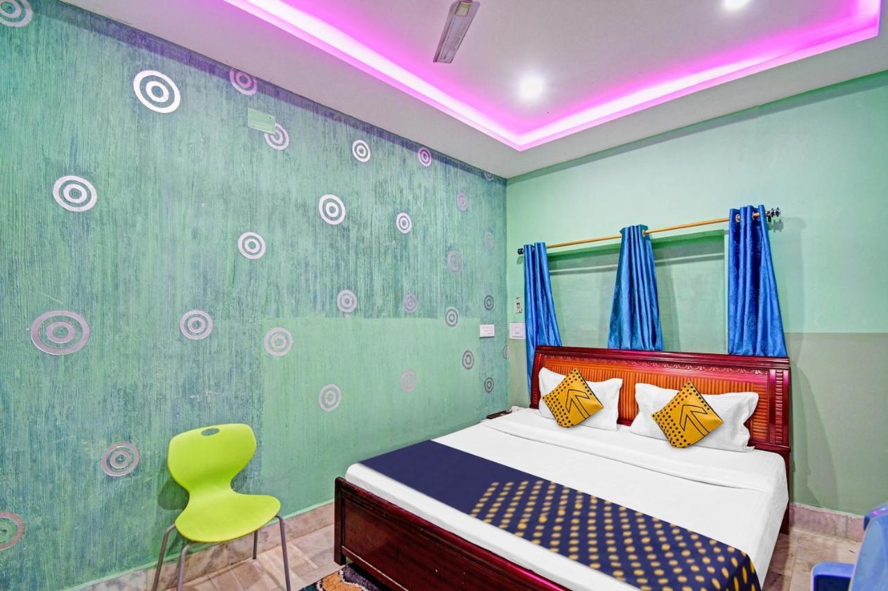 Hotel Spot On 81220 New Asha Puri Exterior foto